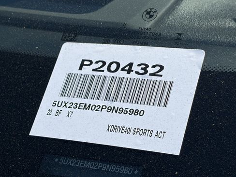 Used 2023 BMW X7 xDrive40i AWD/4WD image 32
