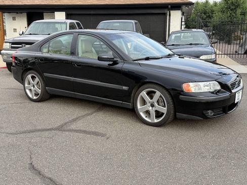 Used 2004 Volvo S60 R AWD/4WD image 34