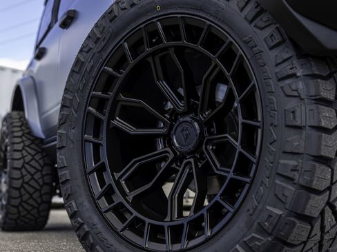 New 2025 Ford Bronco Badlands image 29