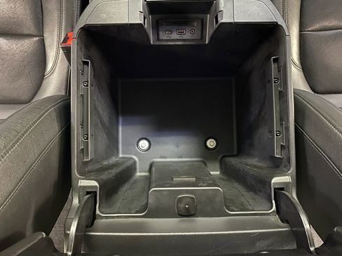 Used 2019 Chevrolet Silverado 1500 LTZ w/ LTZ Premium Package image 23