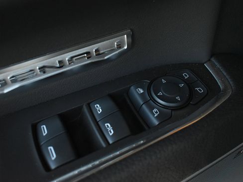 Used 2025 GMC Sierra 1500 Denali image 13