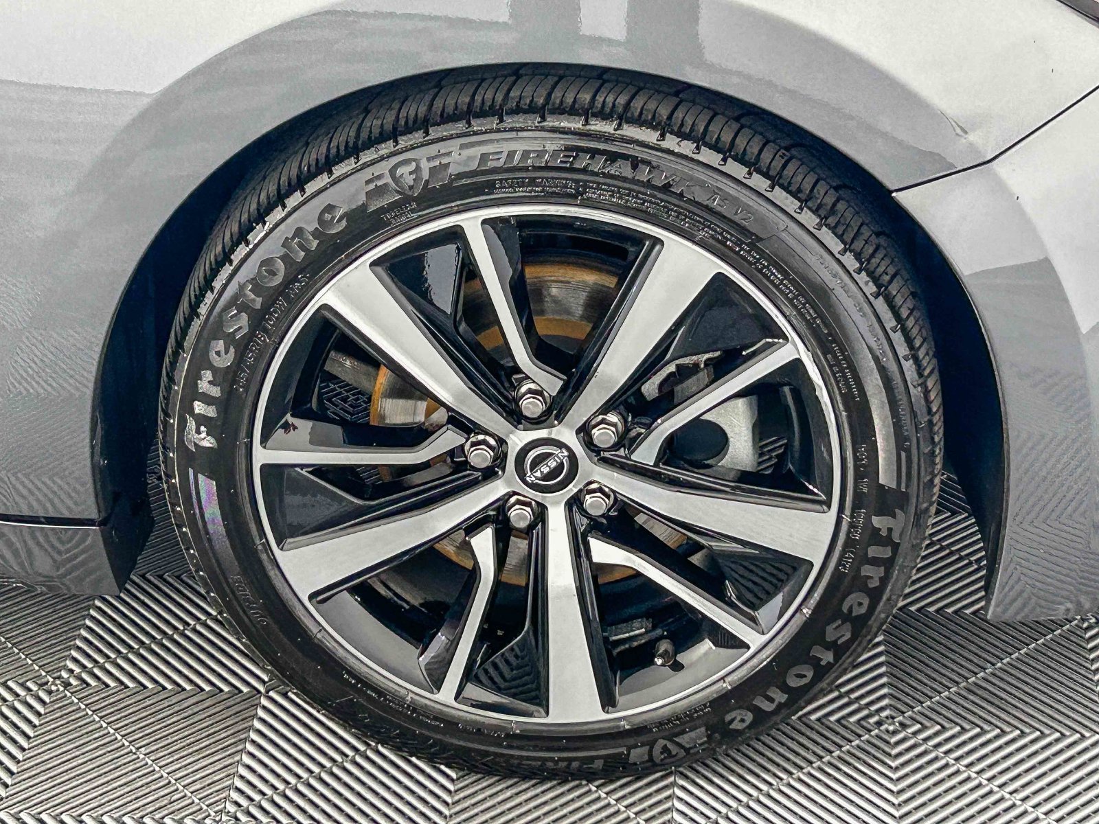 Used 2023 Nissan Maxima SV w/ Floor Mat Group FWD image 12