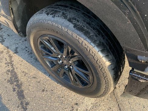 Used 2024 Ford F150 Platinum AWD/4WD image 9
