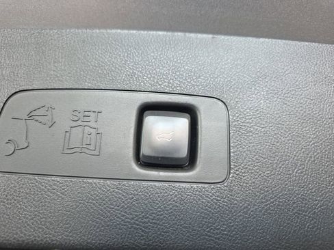 Used 2023 Lincoln Corsair AWD w/ Equipment Group 101A image 13