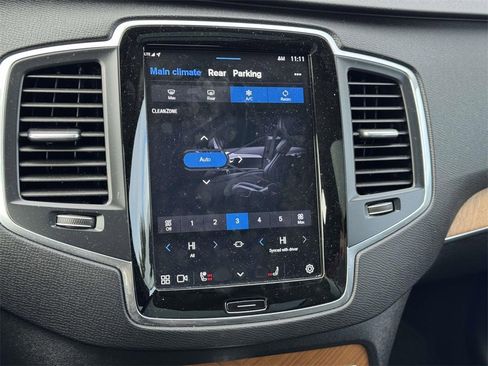 Certified 2023 Volvo XC90 B6 Core w/ Protection Package Premier image 27