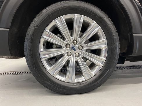 Used 2020 Ford Explorer Limited image 39