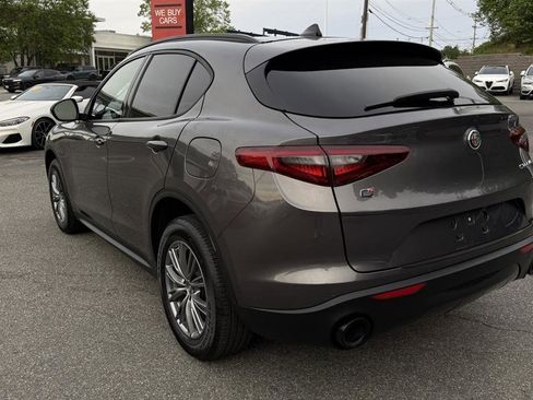 Used 2023 Alfa Romeo Stelvio Sprint AWD/4WD image 13