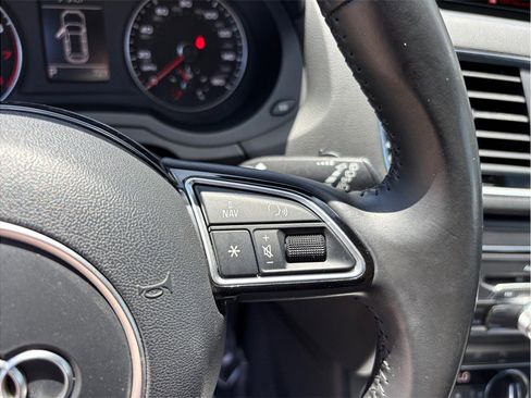 Used 2017 Audi Q3 2.0T Premium w/ Convenience Package AWD/4WD image 24