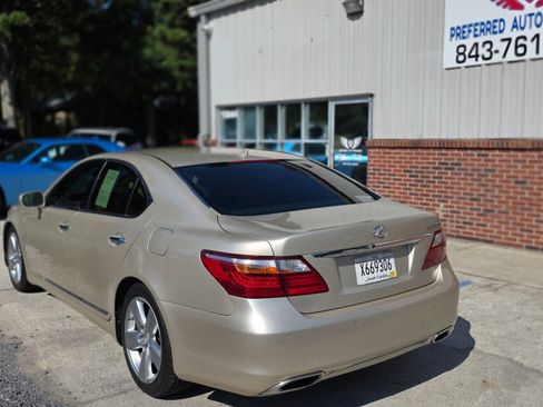 Used 2011 Lexus LS 460 w/ Luxury Value Edition RWD image 5
