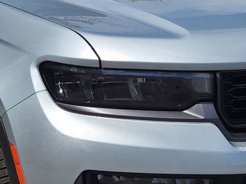 New 2026 Jeep Grand Cherokee L Limited AWD/4WD image 16