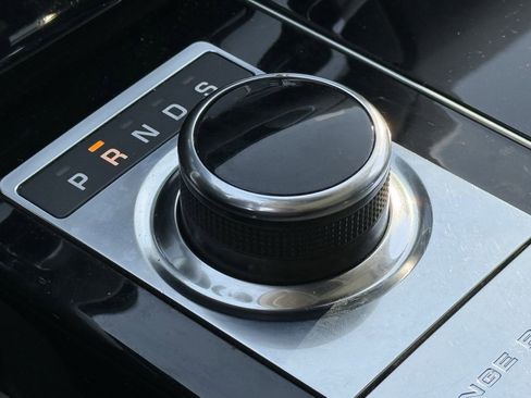 Used 2017 Land Rover Range Rover HSE image 20