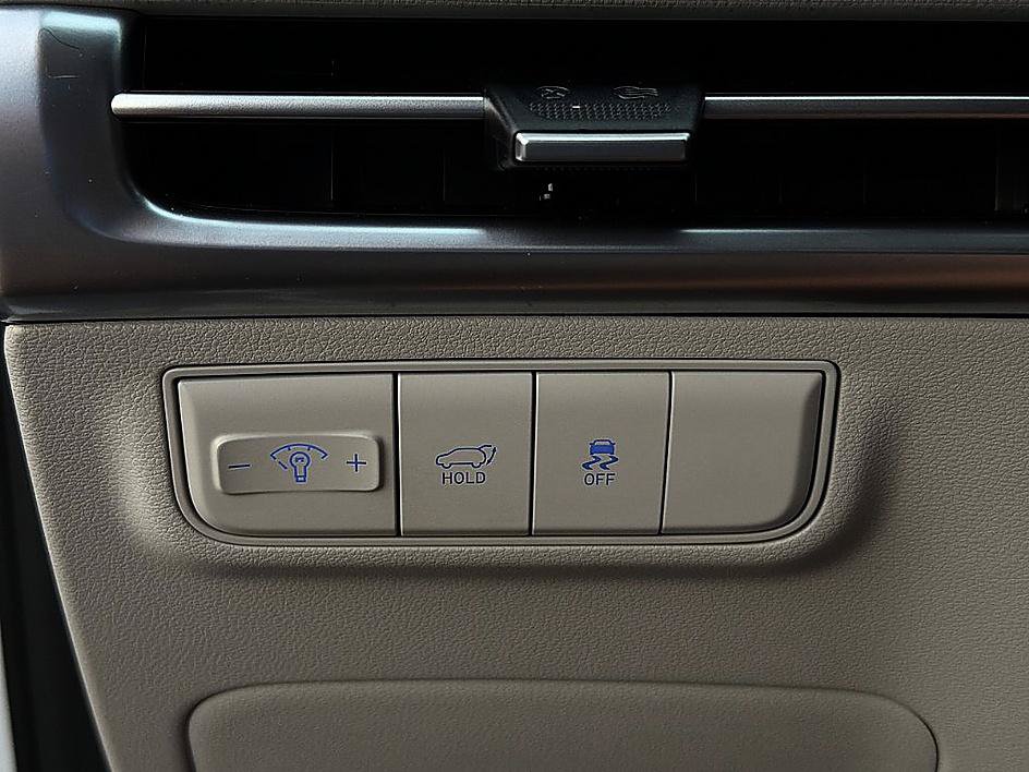 Certified 2025 Hyundai Tucson SEL FWD image 22