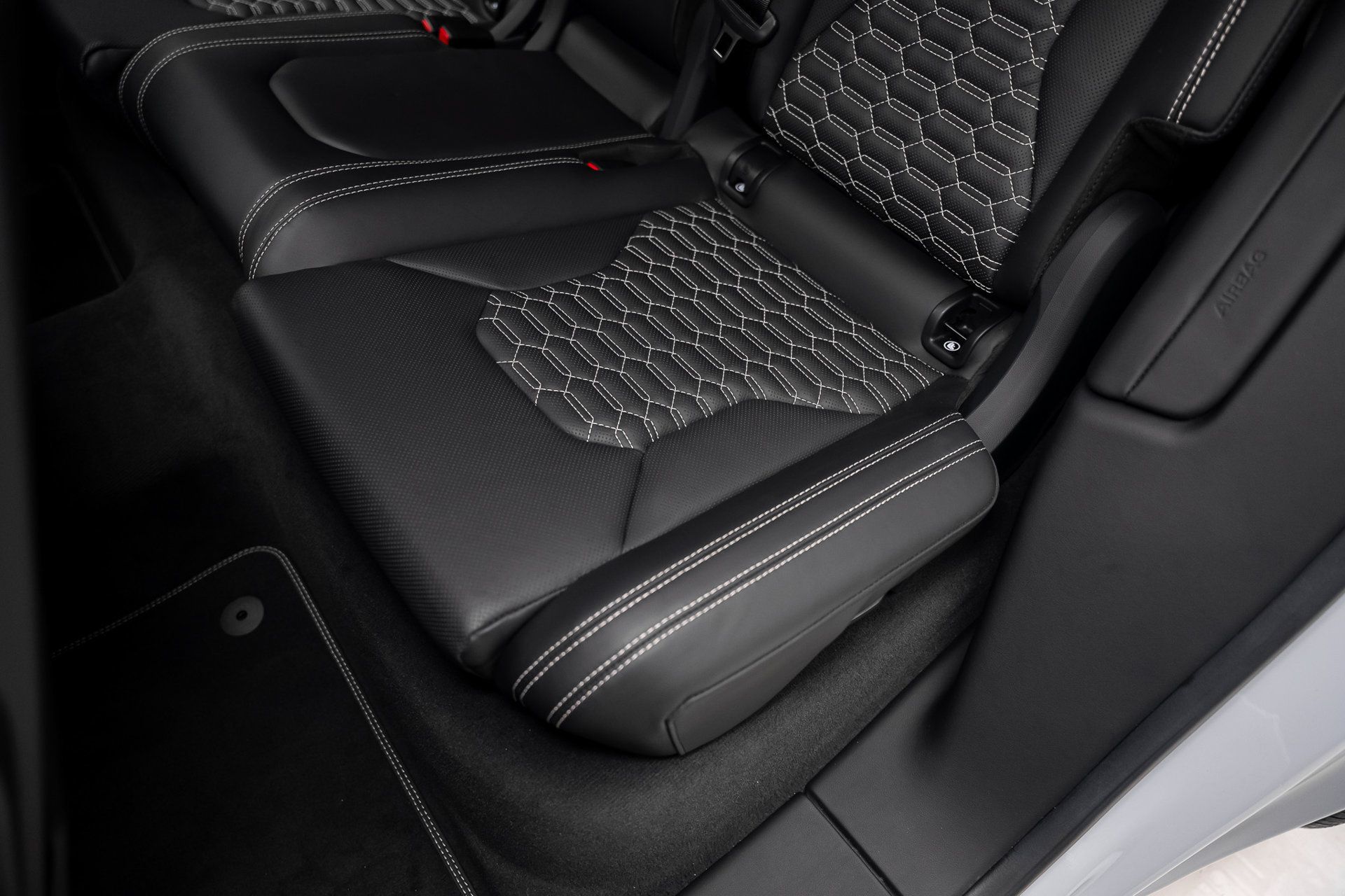 Used 2024 Lamborghini Urus S AWD/4WD image 71