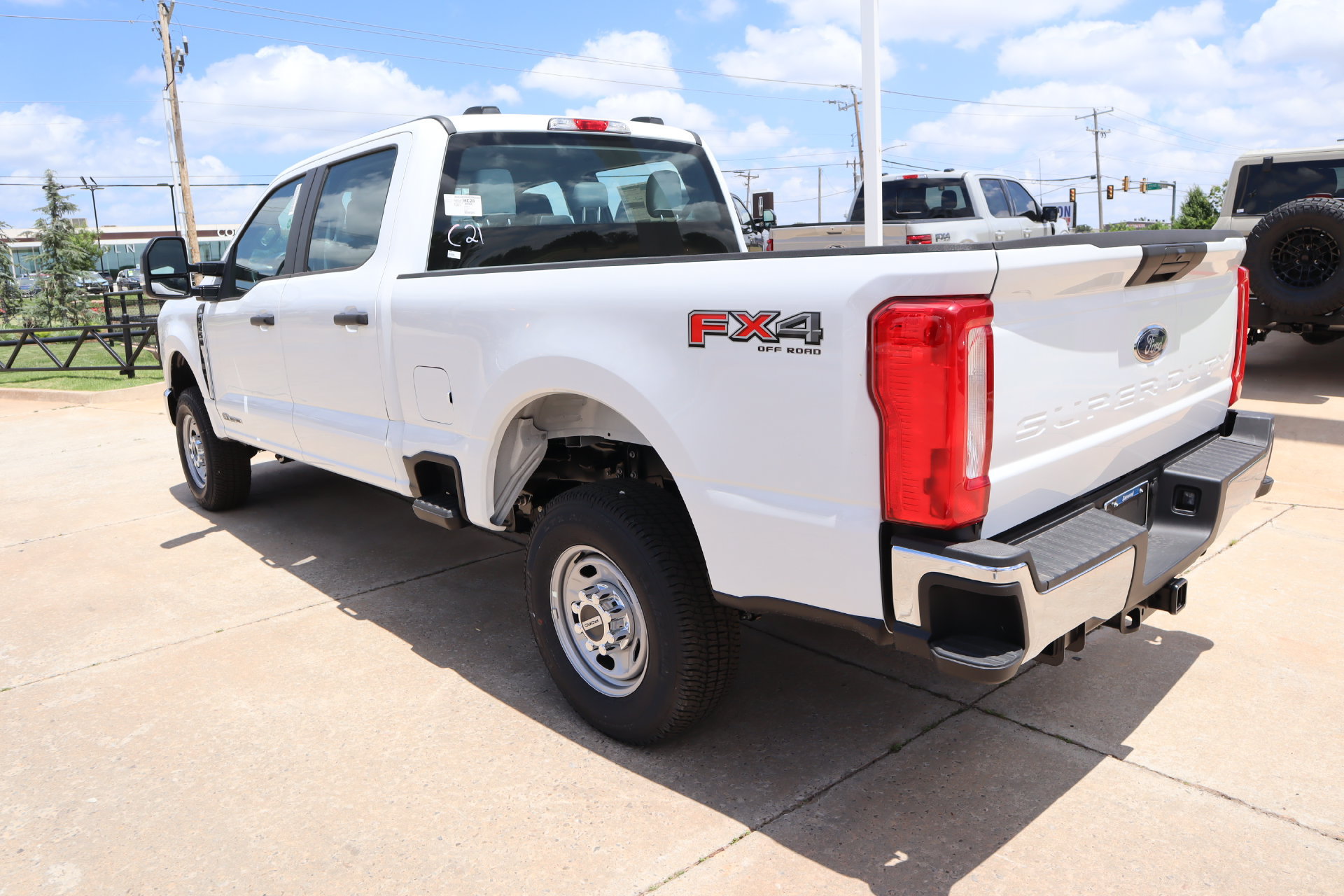 New 2026 Ford F250 XL w/ FX4 Off-Road Package AWD/4WD image 21
