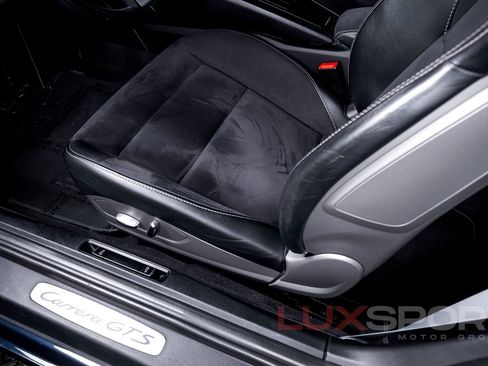 Used 2017 Porsche 911 Carrera GTS w/ GTS Interior Package image 21