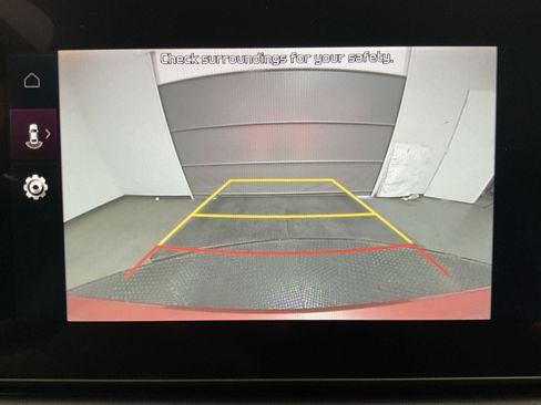 Used 2025 Kia Niro EX FWD image 16