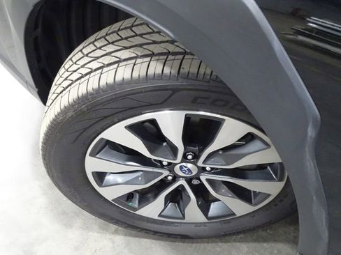 Used 2023 Subaru Outback Limited image 40