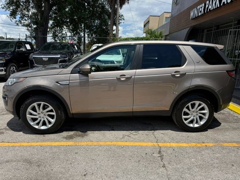 Used 2017 Land Rover Discovery Sport HSE AWD/4WD image 4