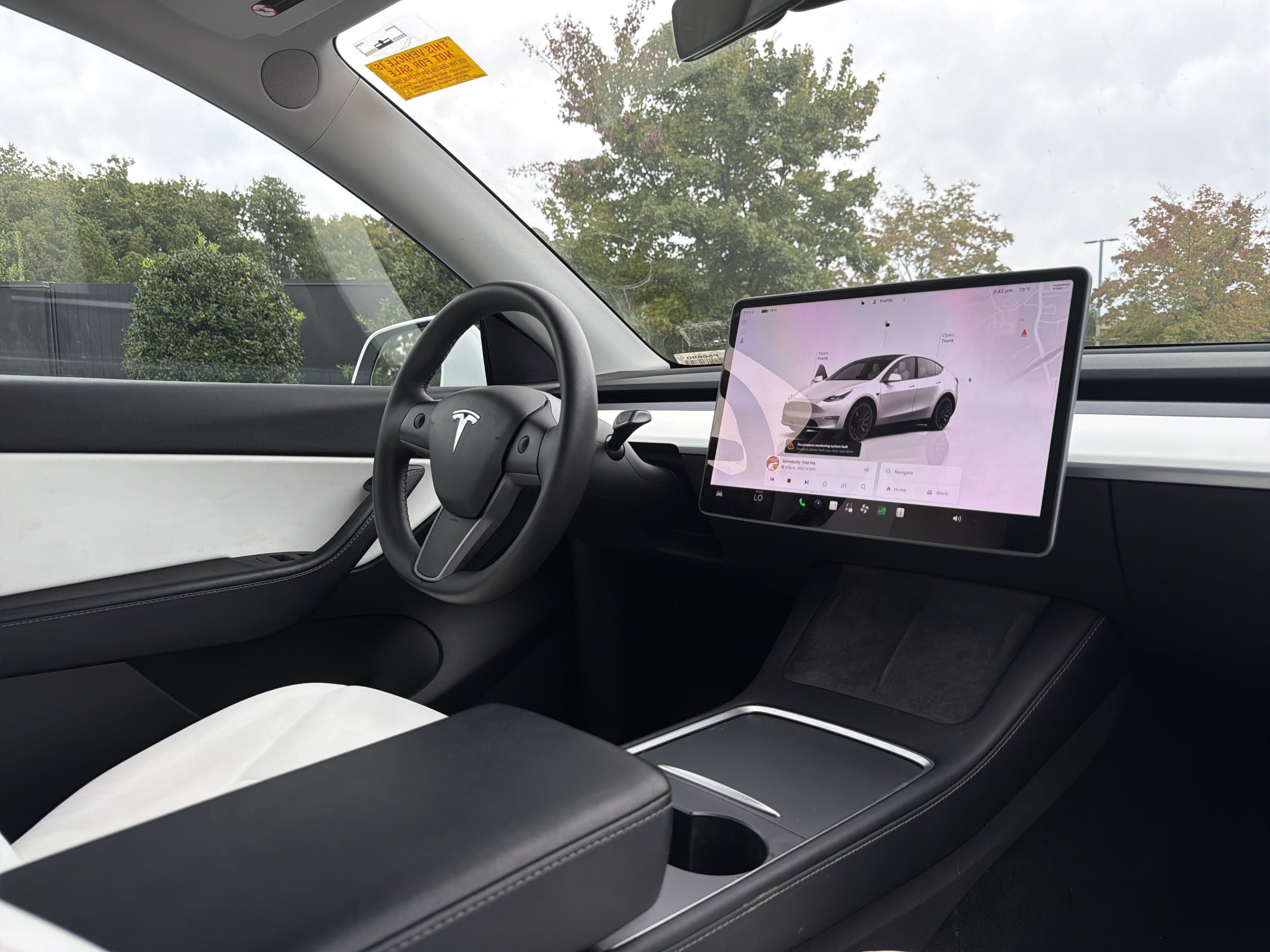 Used 2022 Tesla Model Y Performance AWD/4WD image 6