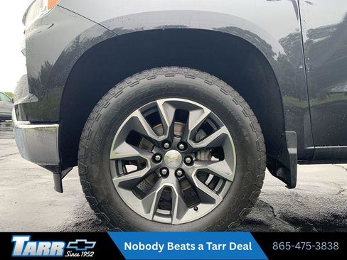 Used 2024 Chevrolet Silverado 1500 LT AWD/4WD image 18