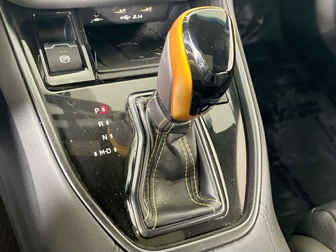 Used 2022 Subaru Outback Wilderness image 17