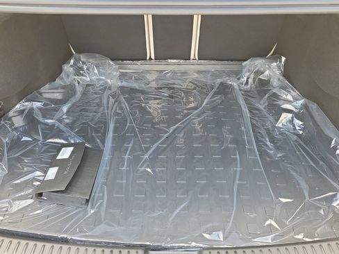 New 2026 Mercedes-Benz E 450 4MATIC Sedan image 10