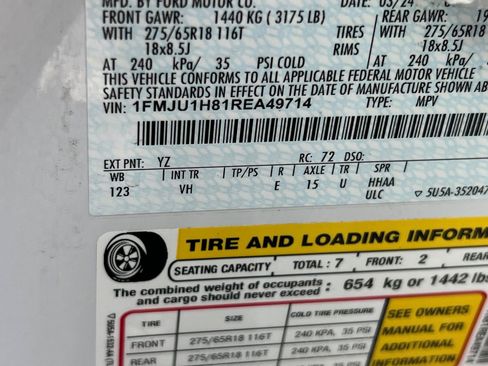 Used 2024 Ford Expedition XLT image 32