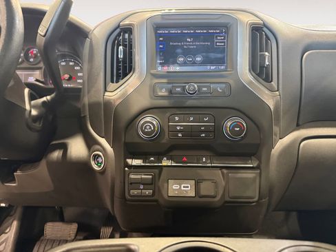 Used 2025 Chevrolet Silverado 1500 W/T w/ Trailering Package image 12