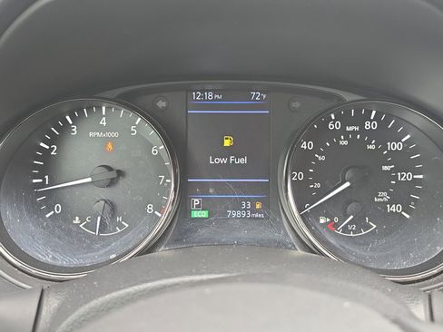 Used 2019 Nissan Rogue SV w/ Premium Package image 19