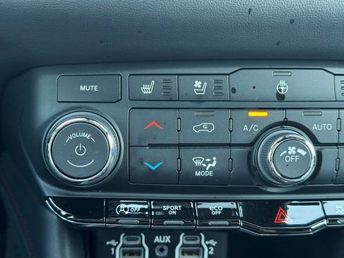 Certified 2024 Dodge Durango GT AWD/4WD image 36