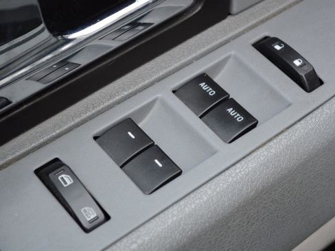 Used 2014 Ford F150 XLT w/ Equipment Group 302A Luxury image 21