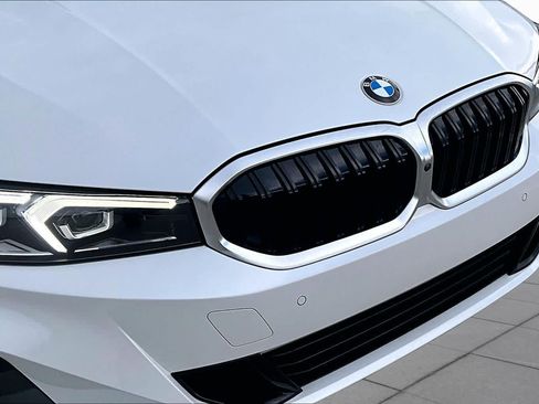 Used 2025 BMW 330i Sedan RWD image 28