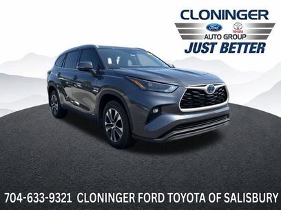 Used 2022 Toyota Highlander XLE