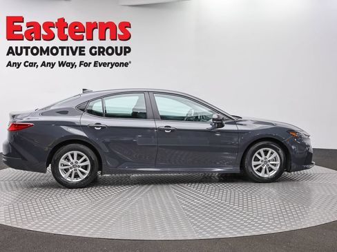 Used 2025 Toyota Camry LE FWD image 4