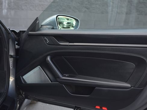 Certified 2025 Porsche 911 Carrera GTS image 26