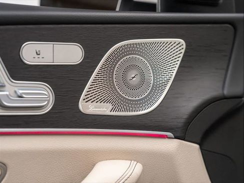 Used 2021 Mercedes-Benz GLE 350 w/ Premium Package image 30