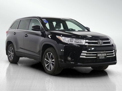 Used 2019 Toyota Highlander XLE image 7