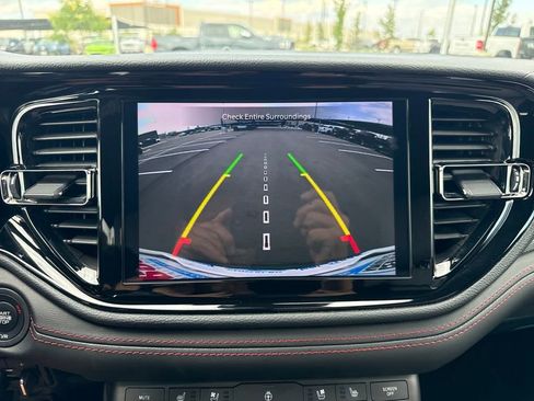 Used 2024 Dodge Durango GT image 20