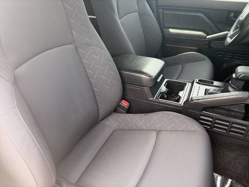 Used 2024 Toyota Tacoma SR RWD image 31
