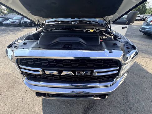 Used 2019 RAM 2500 Tradesman w/ Safety Group AWD/4WD image 3