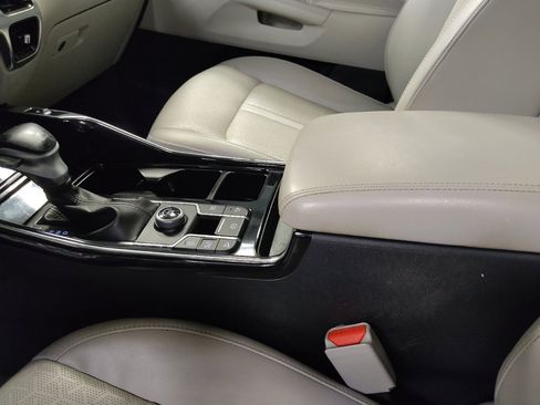 Used 2021 Kia Sorento SX image 26