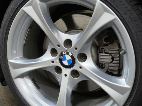 Used 2013 BMW Z4 sDrive28i RWD image 9