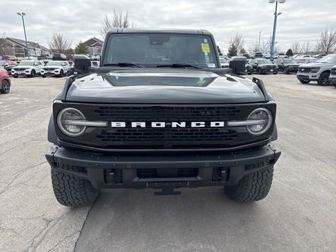 Used 2023 Ford Bronco Wildtrak image 10