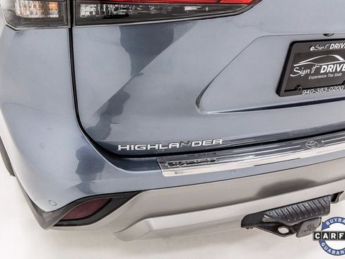 Used 2023 Toyota Highlander Platinum image 5