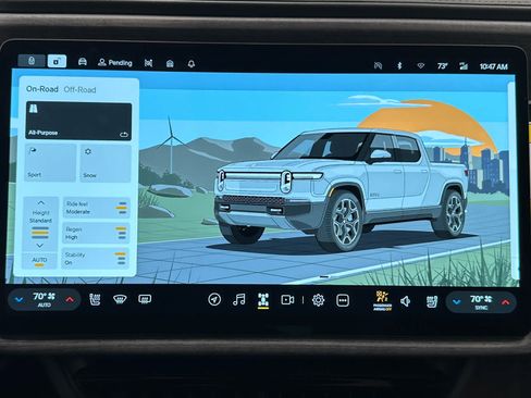 Used 2025 Rivian R1T Adventure Dual AWD/4WD image 31