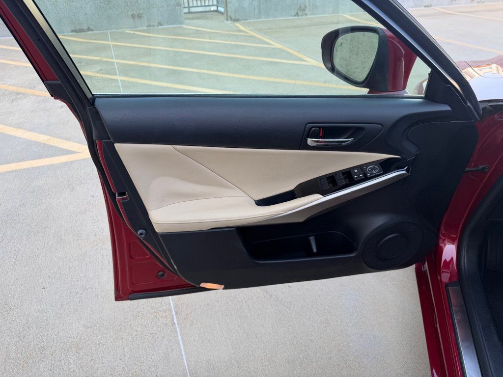 Used 2015 Lexus IS 250 AWD w/ Navigation System Package image 9