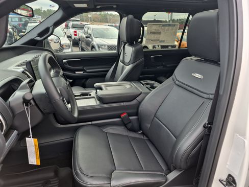 New 2026 Ford Expedition Platinum w/ Stealth Appearance Package image 12