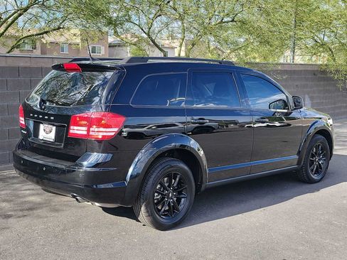 Used 2020 Dodge Journey SE w/ SE Popular Equipment Group FWD image 8
