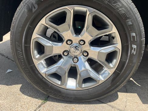 Used 2017 RAM 1500 Limited RWD image 44