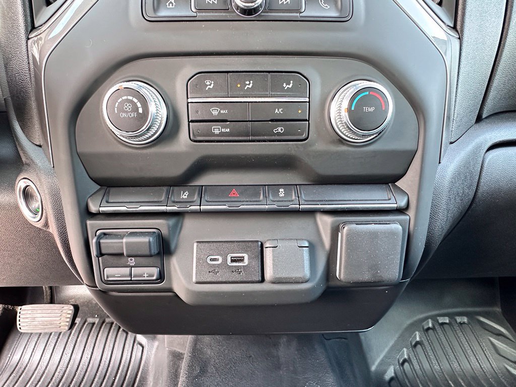 Used 2025 GMC Sierra 3500 Pro w/ Convenience Package AWD/4WD image 31